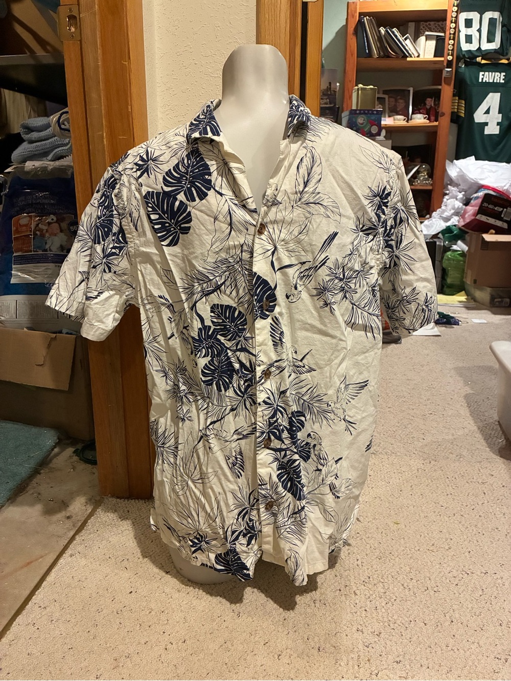 Men's Short-Sleeve Button-Up Shirt - Navy on Cream